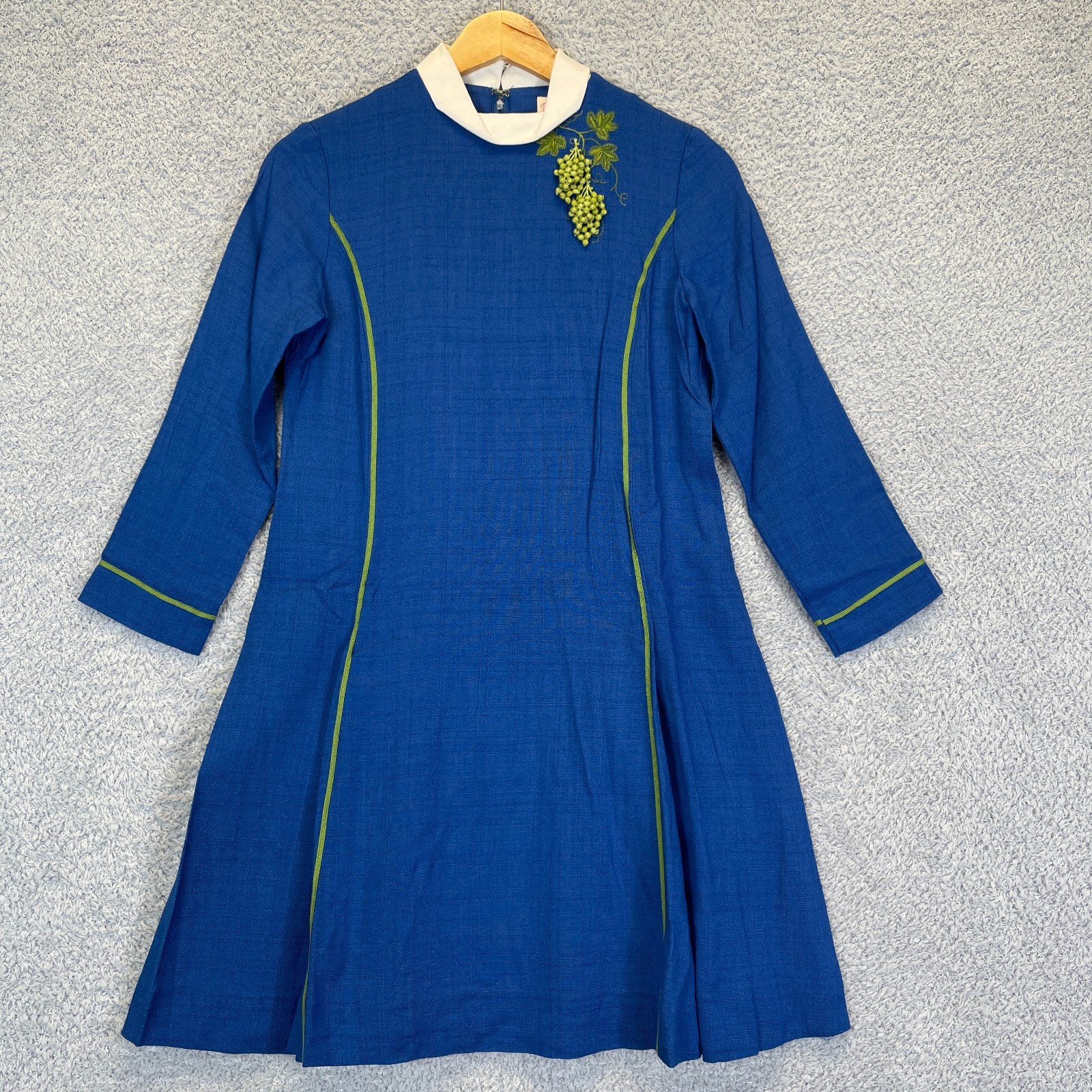 Vintage 1960s Ruth of Carolina Cobalt Mod Dress Embroidered Grapes A-Line XS