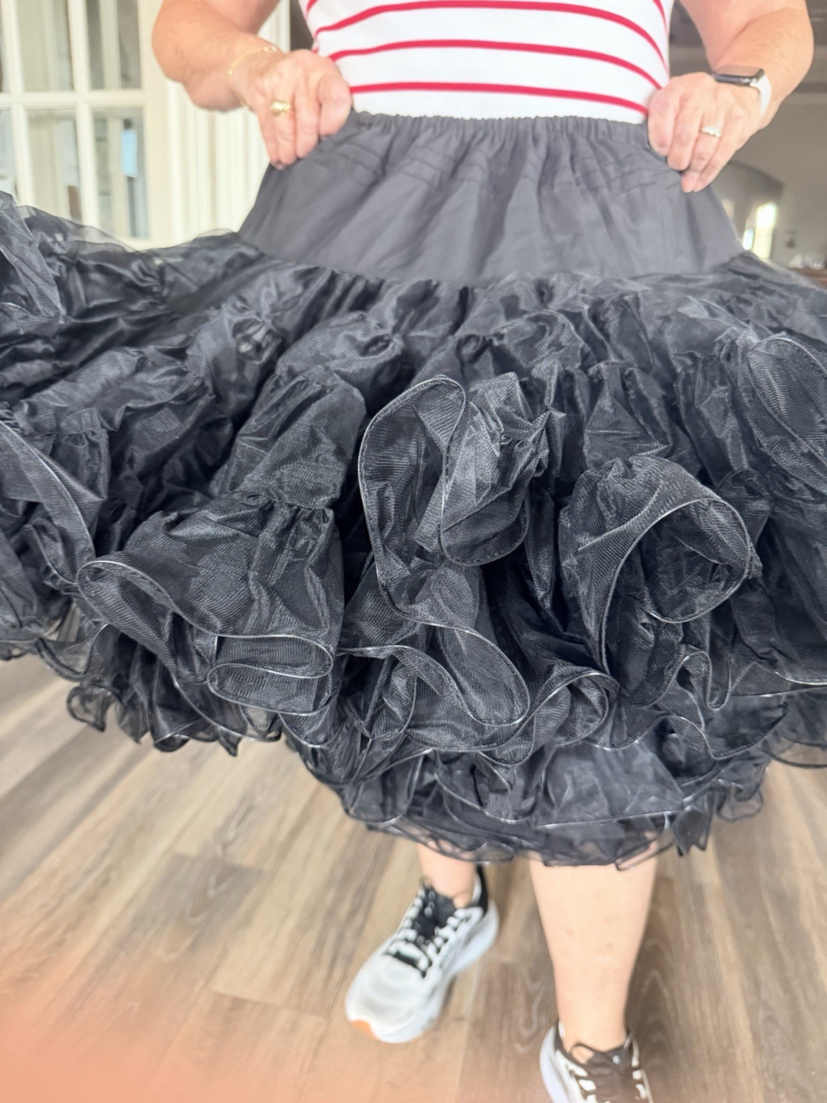 Square Up Fashions Black Square Dance Petticoat Style 1125 Size 100L Nylon & bag