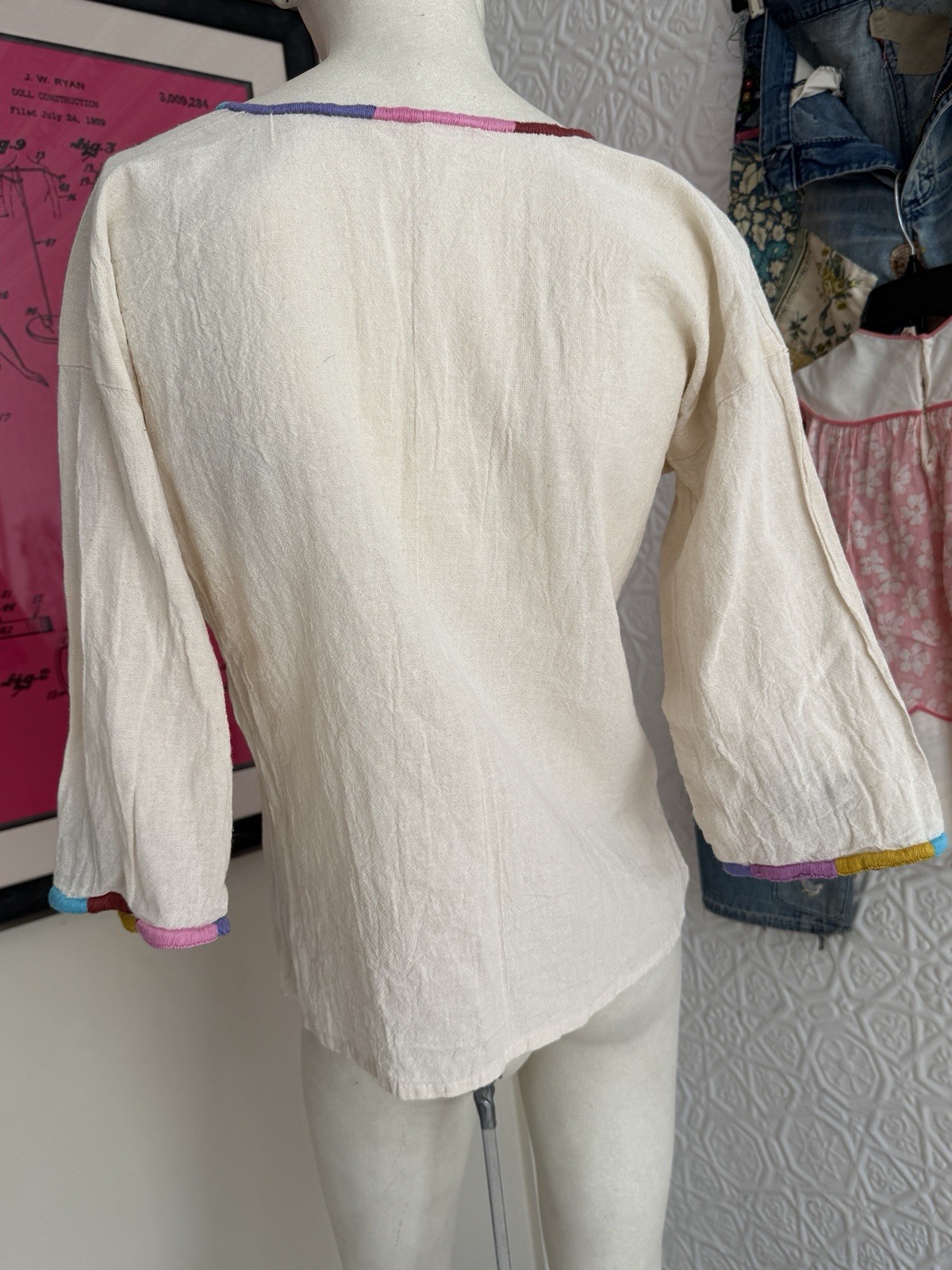bohemian hand embroidered natural hippie top-vintage 1970s late 1960s floral