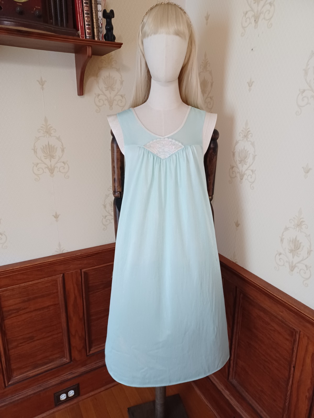 Vintage 1960s/70s Paramount Sea Green/Floral Fairy Cottagecore Lingerie Dress
