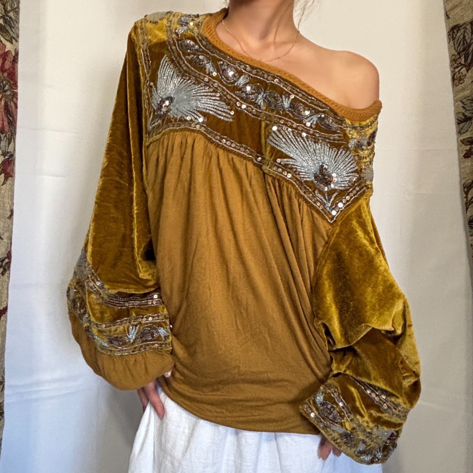 FREE PEOPLE gorgeous gold velvet top with large billowed sleeve and rhinestones