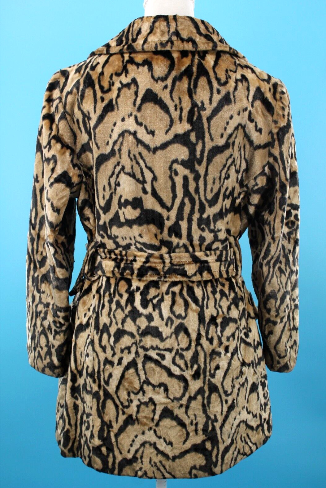 VTG Women’s 60s Jaguar Print Velvet Coat W/ Large Pockets & Belt Sz M/L 1960s