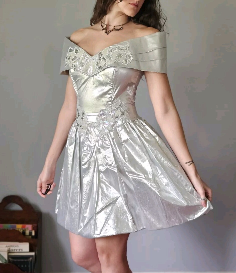 Vintage 1990s Gunne Sax Metallic Silver Lamé Party Dress