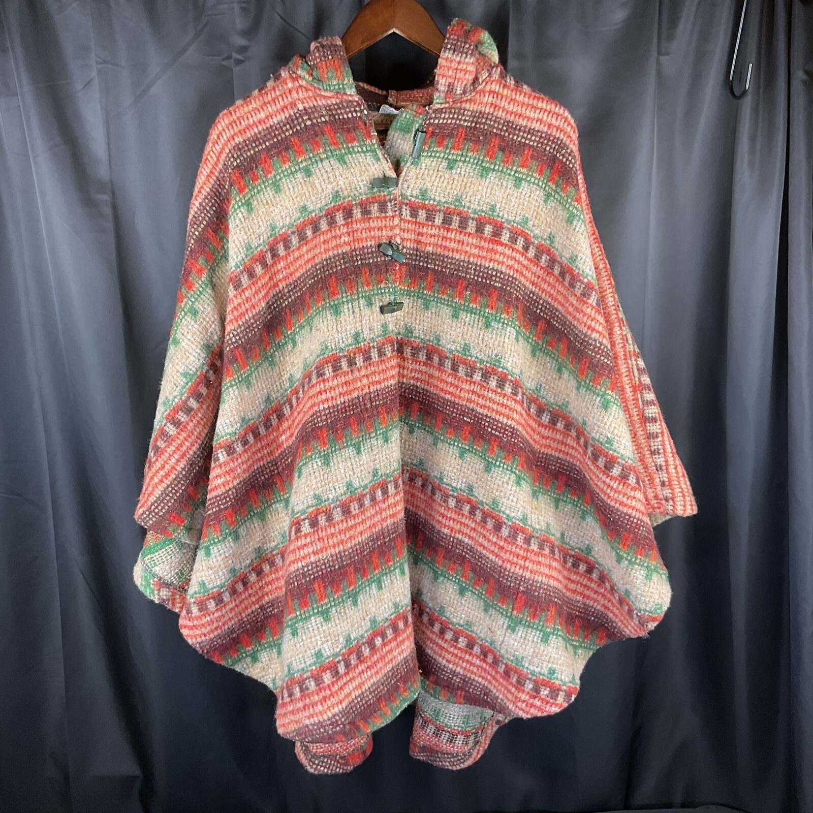 Vintage Boho Poncho Cape Hood Toggle Buttons Pockets Wool Blend One Size Taiwan