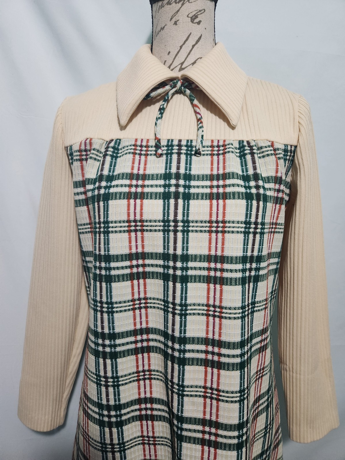 Vintage 60s-70s Momentum Preppy Cream & Plaid A-Line Sweater Dress W Bow.