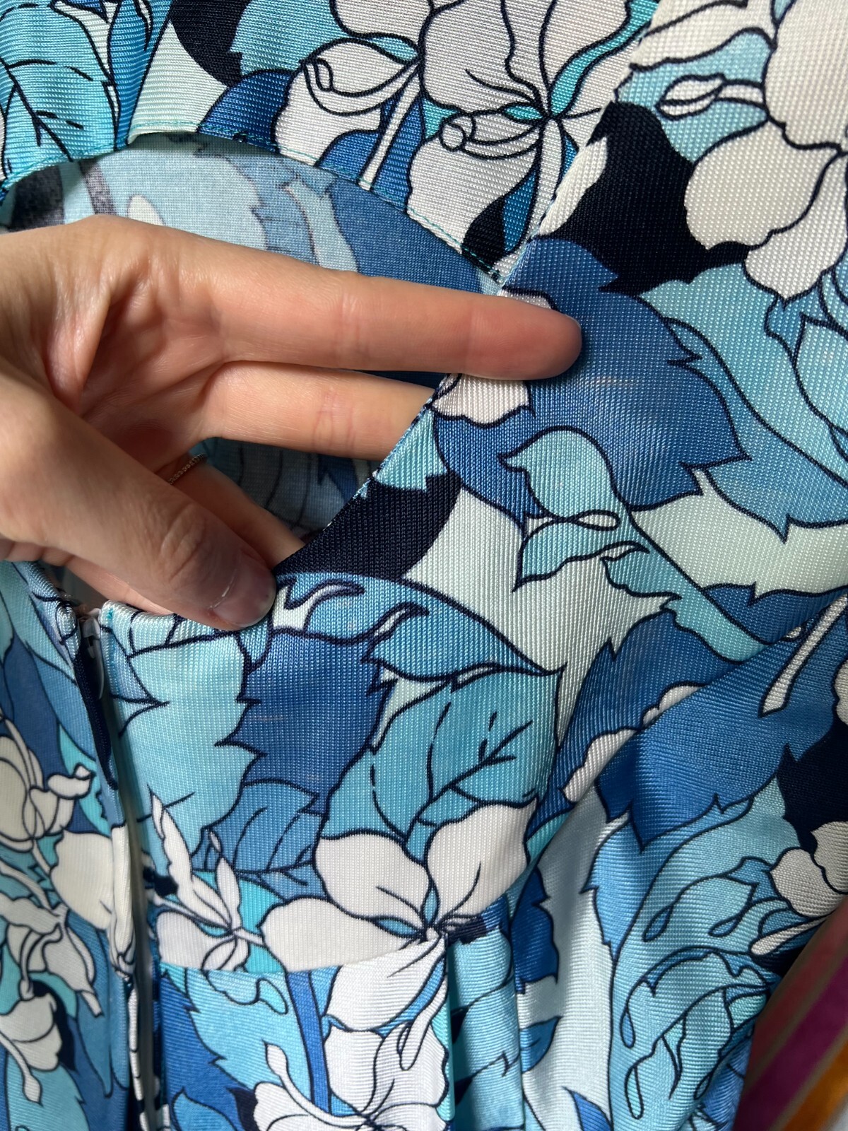 1960s 1970s Vintage Hookano Hawaii Blue Floral Dress with Watteau Back – Sm Md