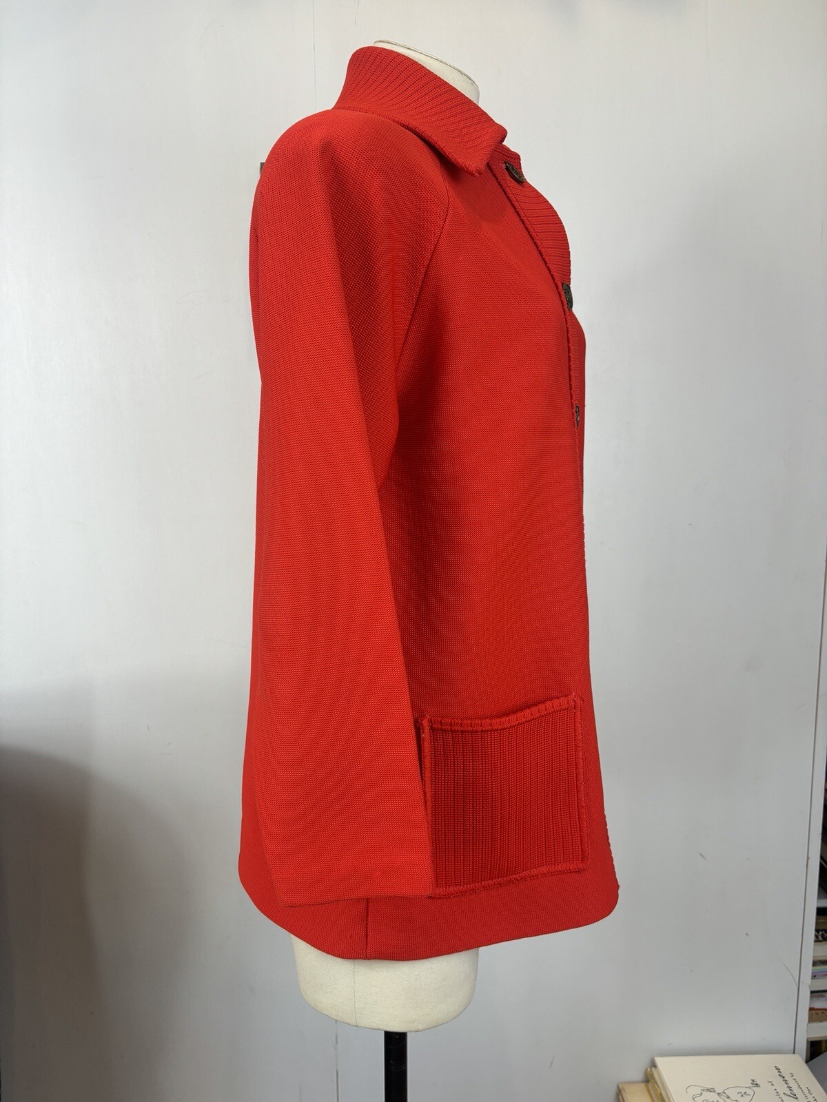 Vintage 1970’s Knit Collared Buttoned Knit Sweater Pristine Tomato Red Size M