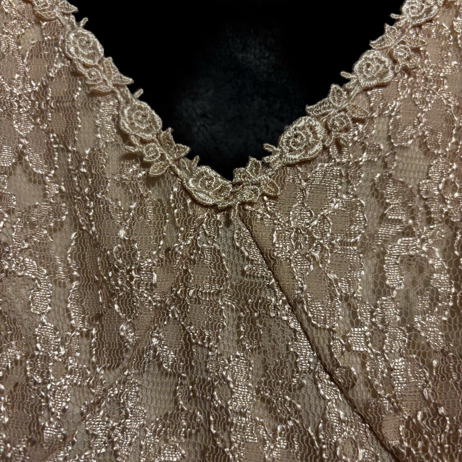 Vintage 😍 Lace S.L. Fashions Champagne Sleeveless Slip Maxi Dress 20” Across 12