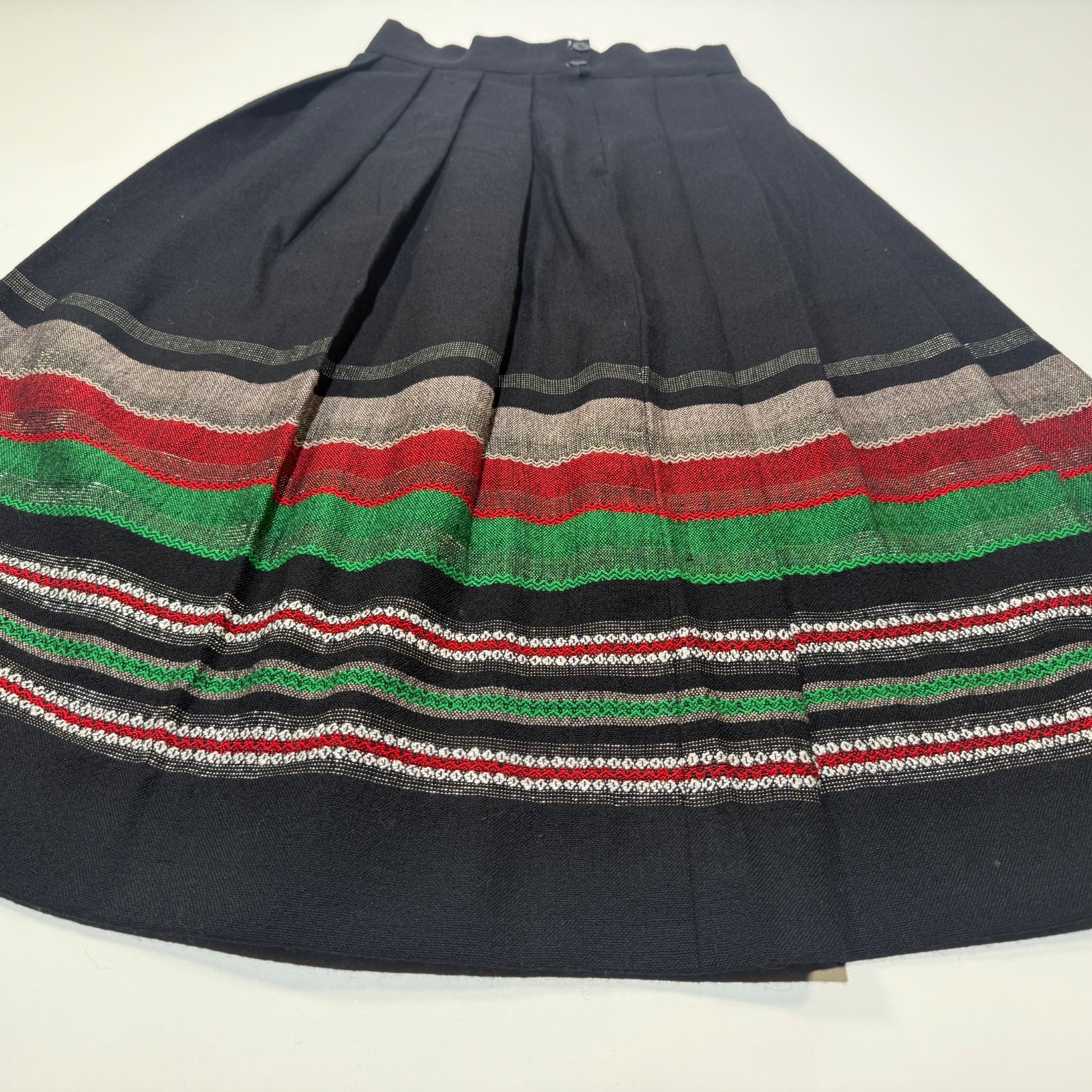Vintage Wool Pleated Skirt With Stripes