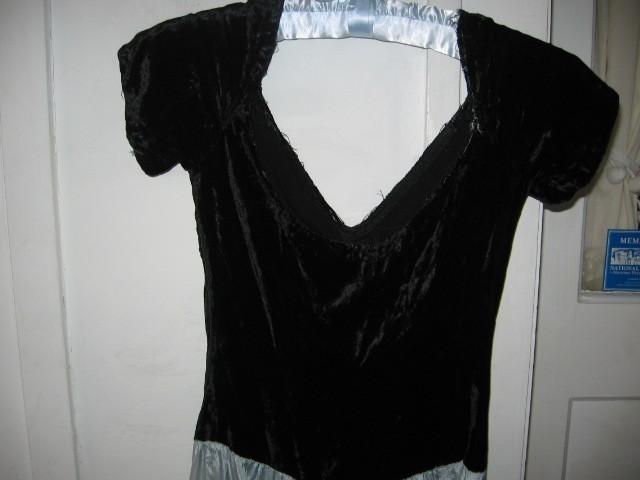 VTG 1940 GOWN-BLACK VELVET-BLUE LINING-VTG SIDE SNAP CLOSURES-FOR RESTORATION