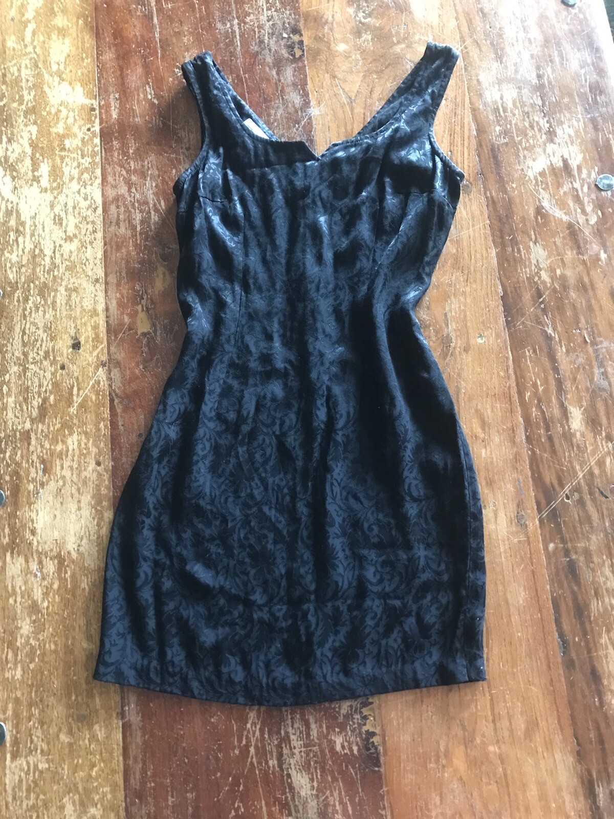 VTG 90s Paris Blues mini black dress printed brocade look grunge fun neckline