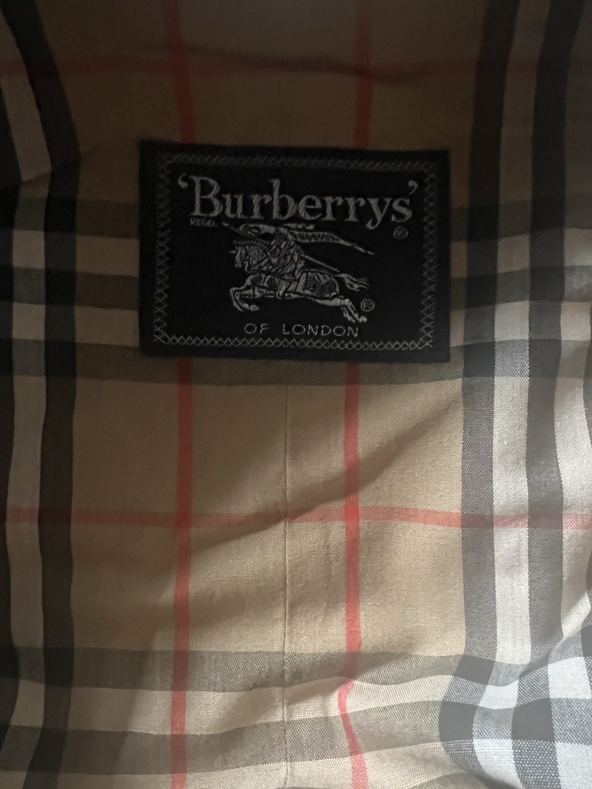 vintage Burberrys of London trench coat with NovaCheck liningexcellentcondition
