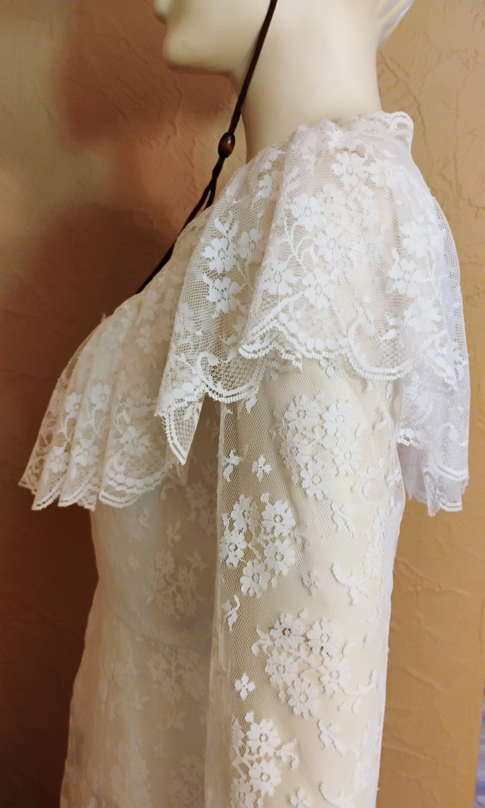 VTG 70’s „Pronuptia Paris” White Lace Prairie Dress/Gown 38 or 8 or Today’s 6