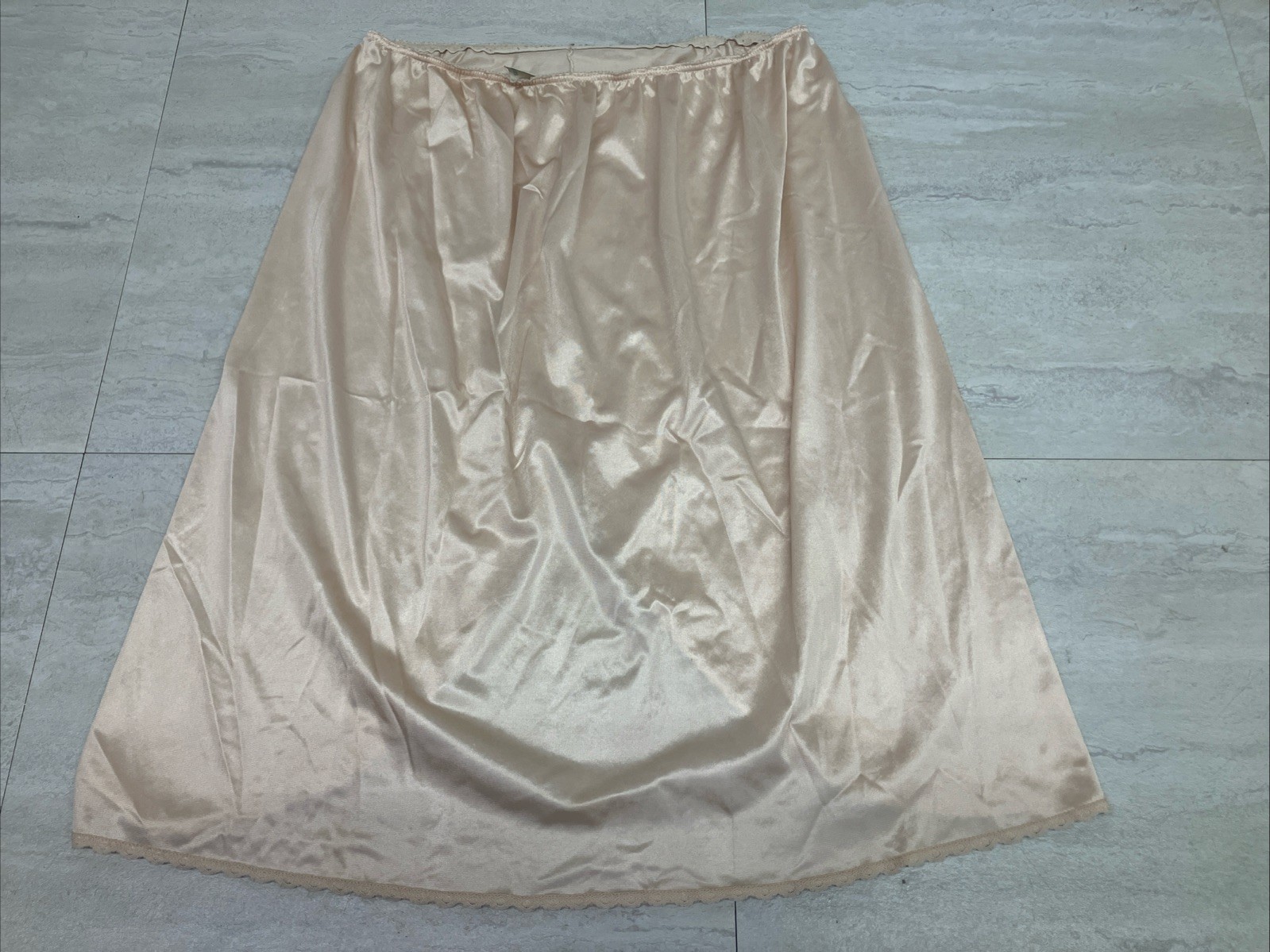 Vintage Sears Half Slip Almond 100% NYLON Shiny Size XL V Back