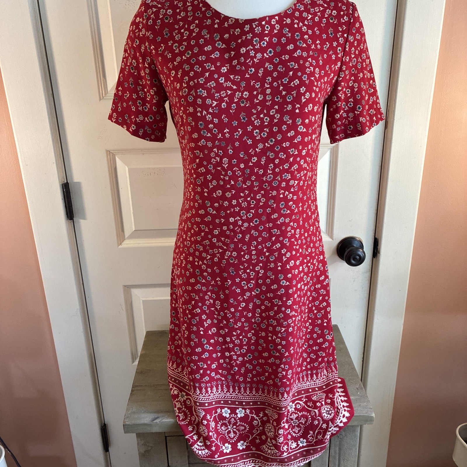 Vintage 90s Women Size 6 Red Ditsy Floral Dress