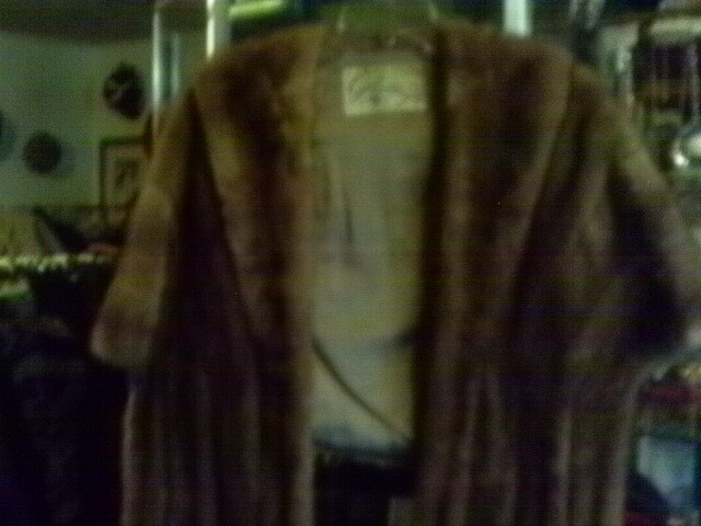 GORGEOUS LIGHT BROWN MINK HOLLYWOOD BOMBSHELL STOLE CAPE VEGAS RETRO MODERN