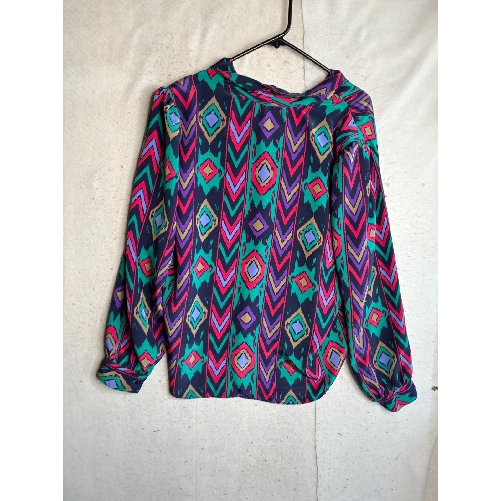 Vintage Campus Casuals California Geometric Ikat Print Button Up Blouse Top 90