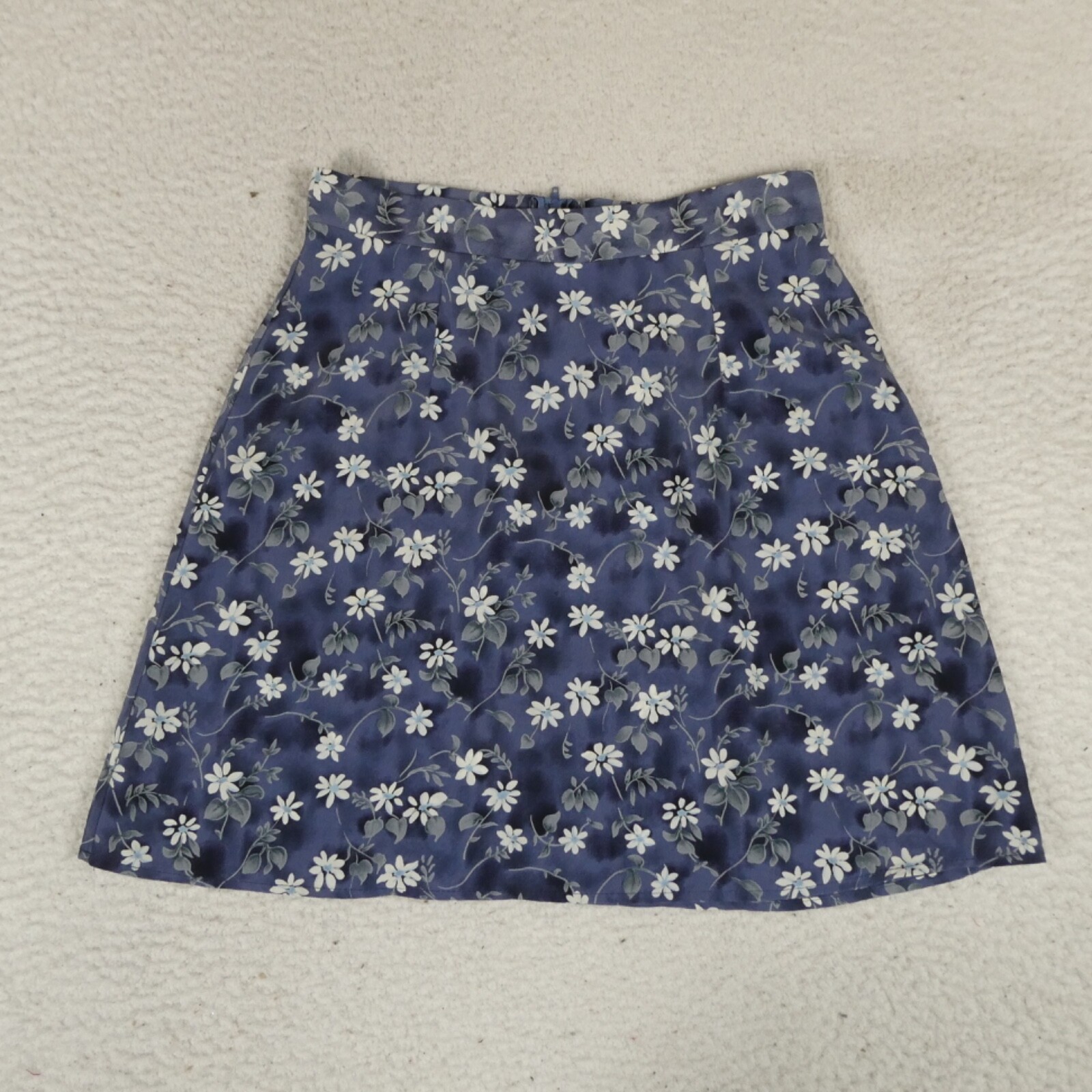 Vintage City Triangles Skirt Women Size 5 Made in USA Blue w Flower Prints Poly