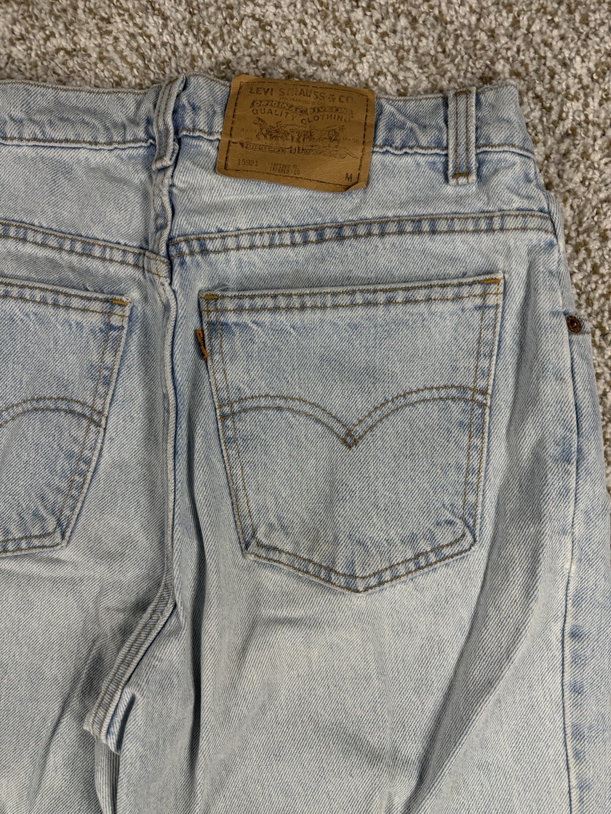VINTAGE Levi’s 15921 Orange Tab Light Wash Tapered Fit High Rise Jeans Women’s M