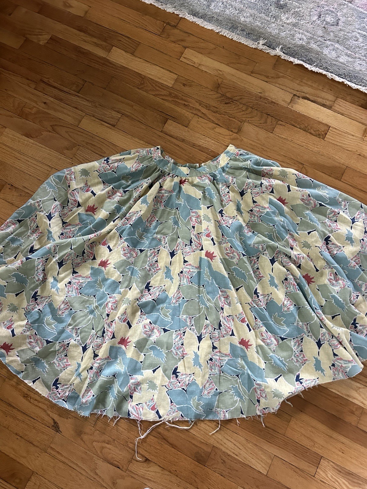 50s Cotton FULL Circle SKIRT Floral Novelty Print Flare Vintage Gauzy Raw Hem