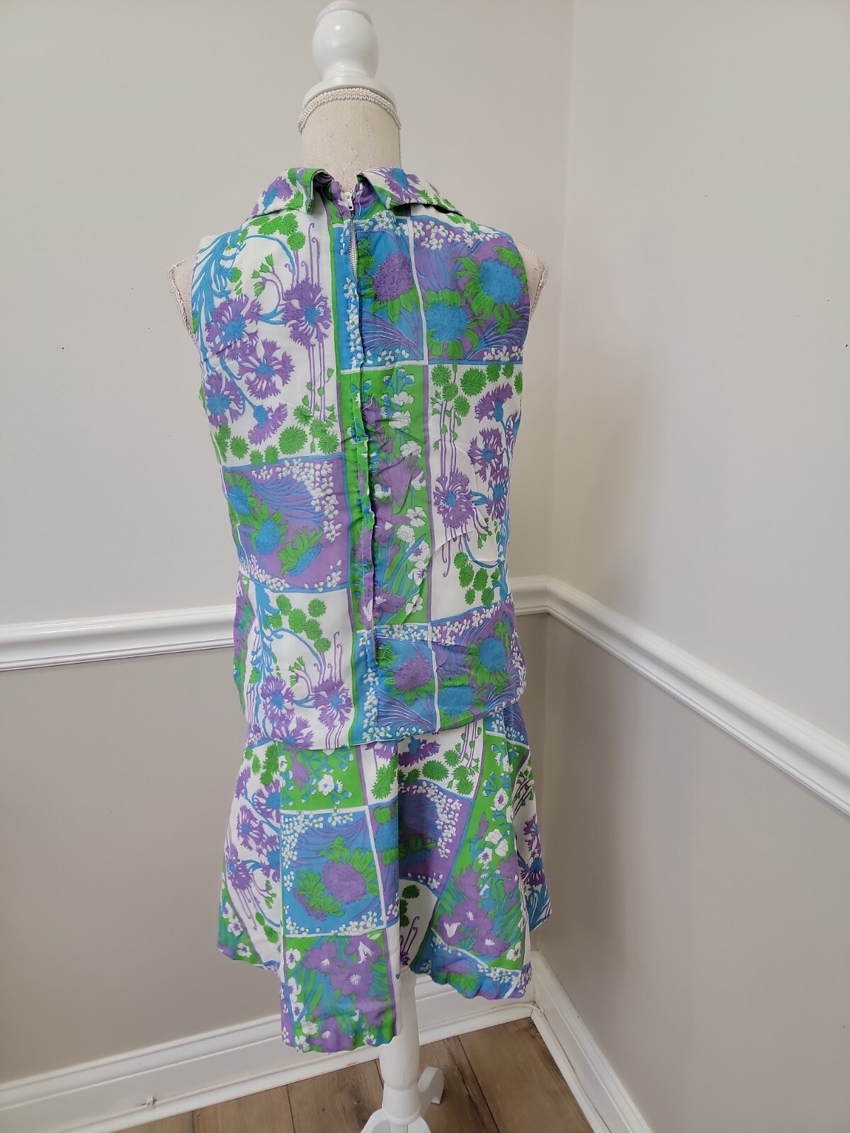 VTG ILGWU Psychedelic Green And Purple Floral Hippie Mod Gogo Retro Dress