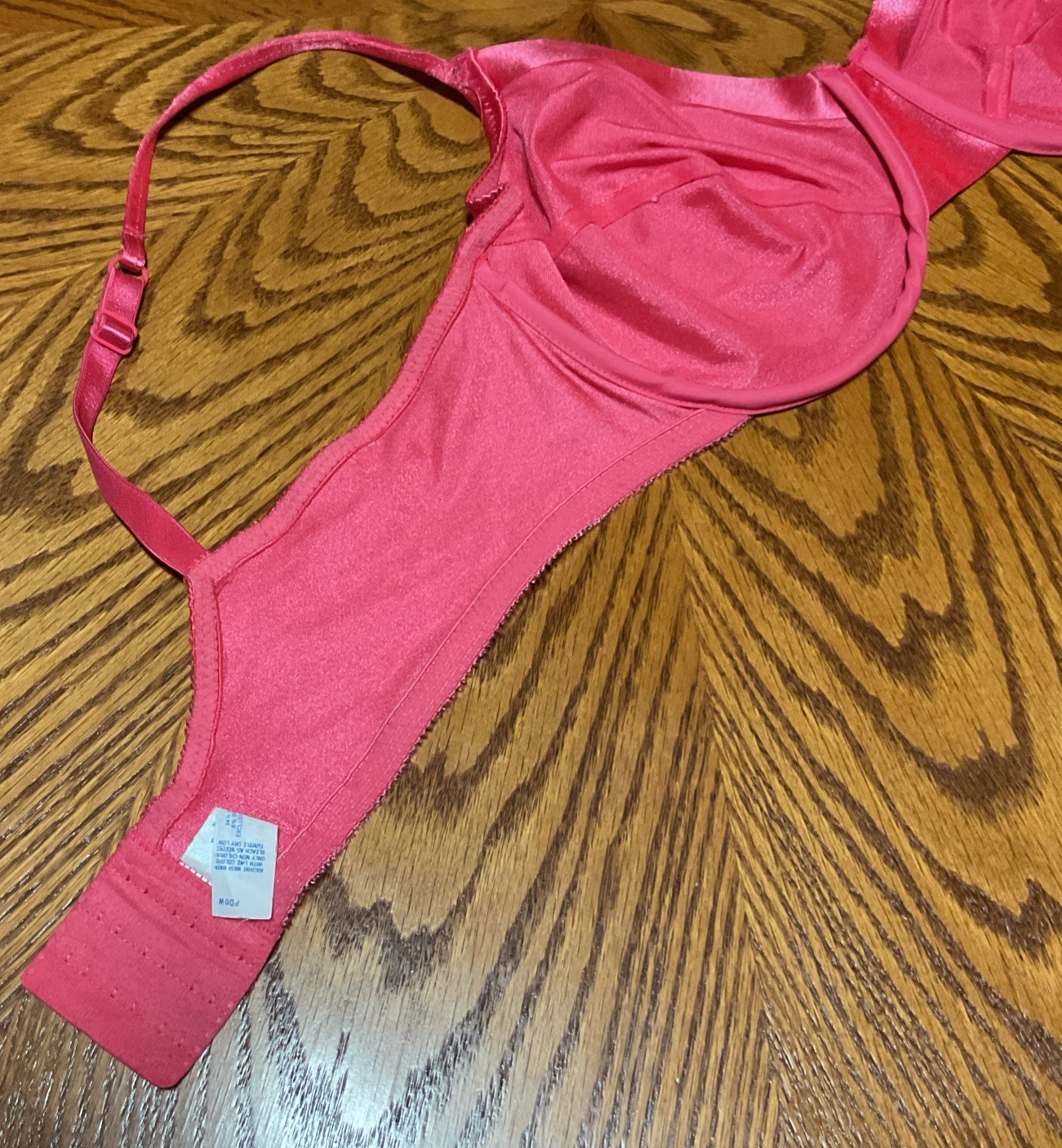 Vintage Adonna Shiny Second Skin Unlined Bra Women’s Size 40C Vibrant Pink