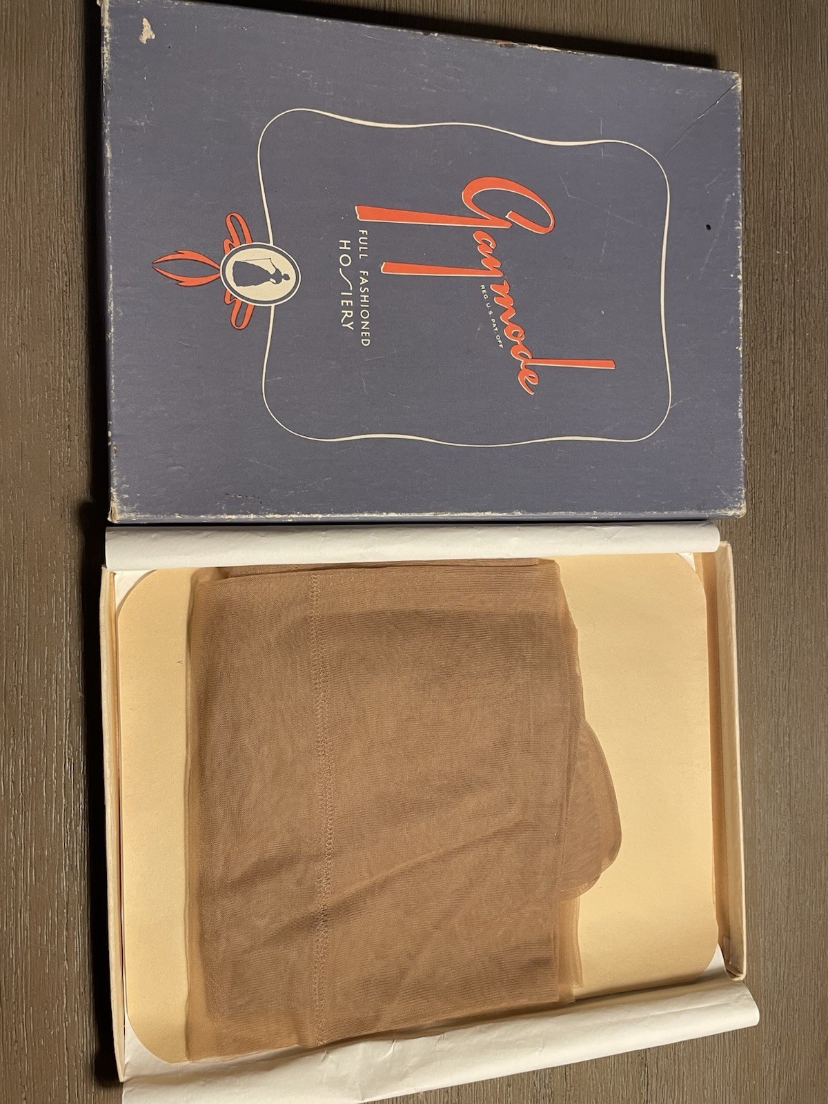 Vintage Gaymode Full Fashioned Nylon Stockings Merrie Maid Moonglo 10.5