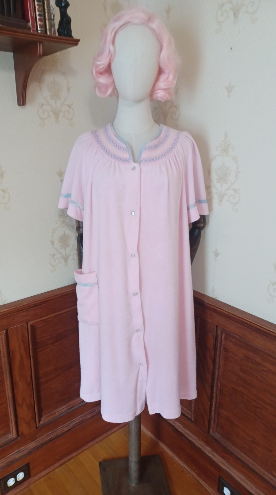 Vintage 1970s/1980s Leisure Life Pink Pastel Terrycloth Cottagecore House Dress