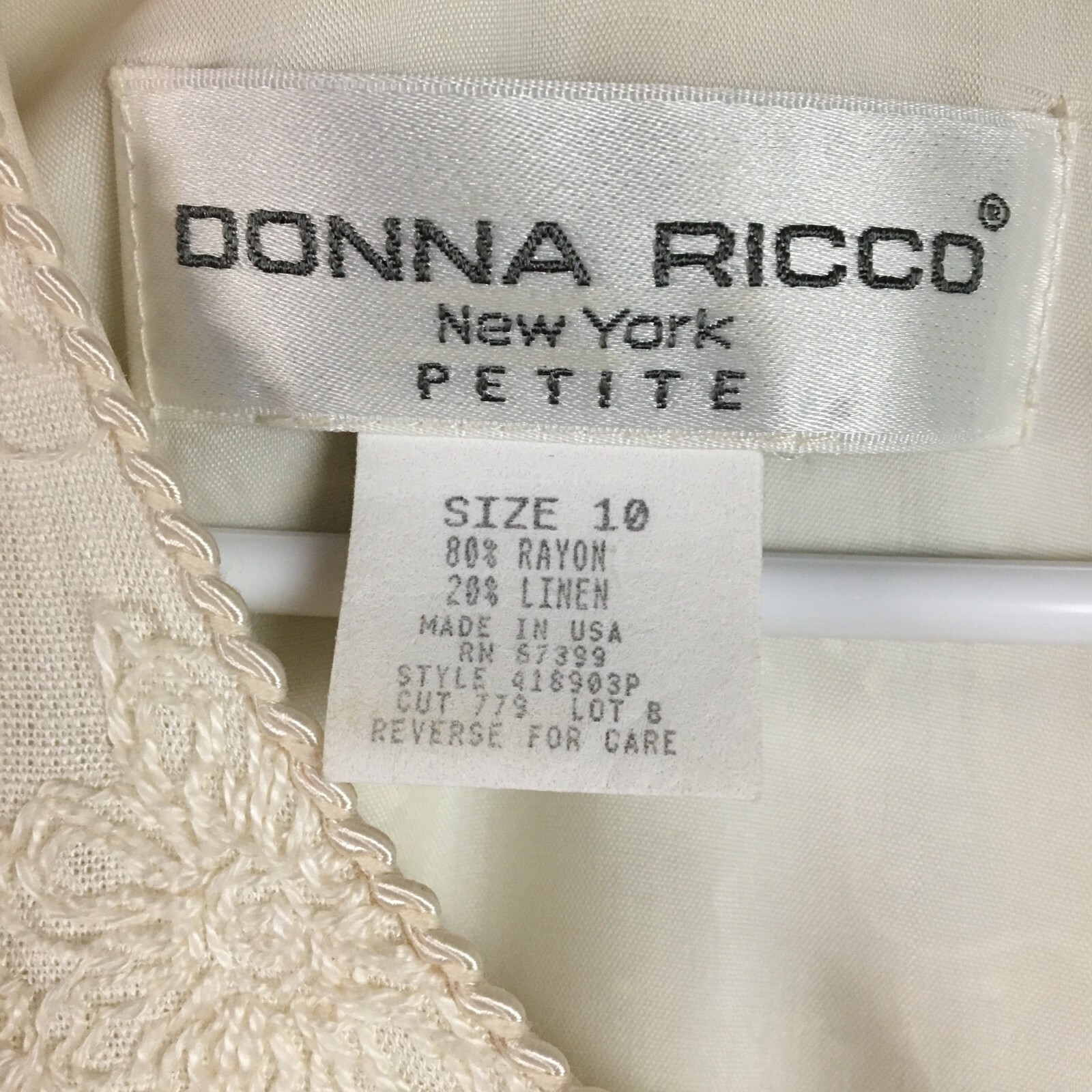 Donna Ricco Dress Womens 10 Sheath Embroidered Drop Waist Off-White Molly Ringwa