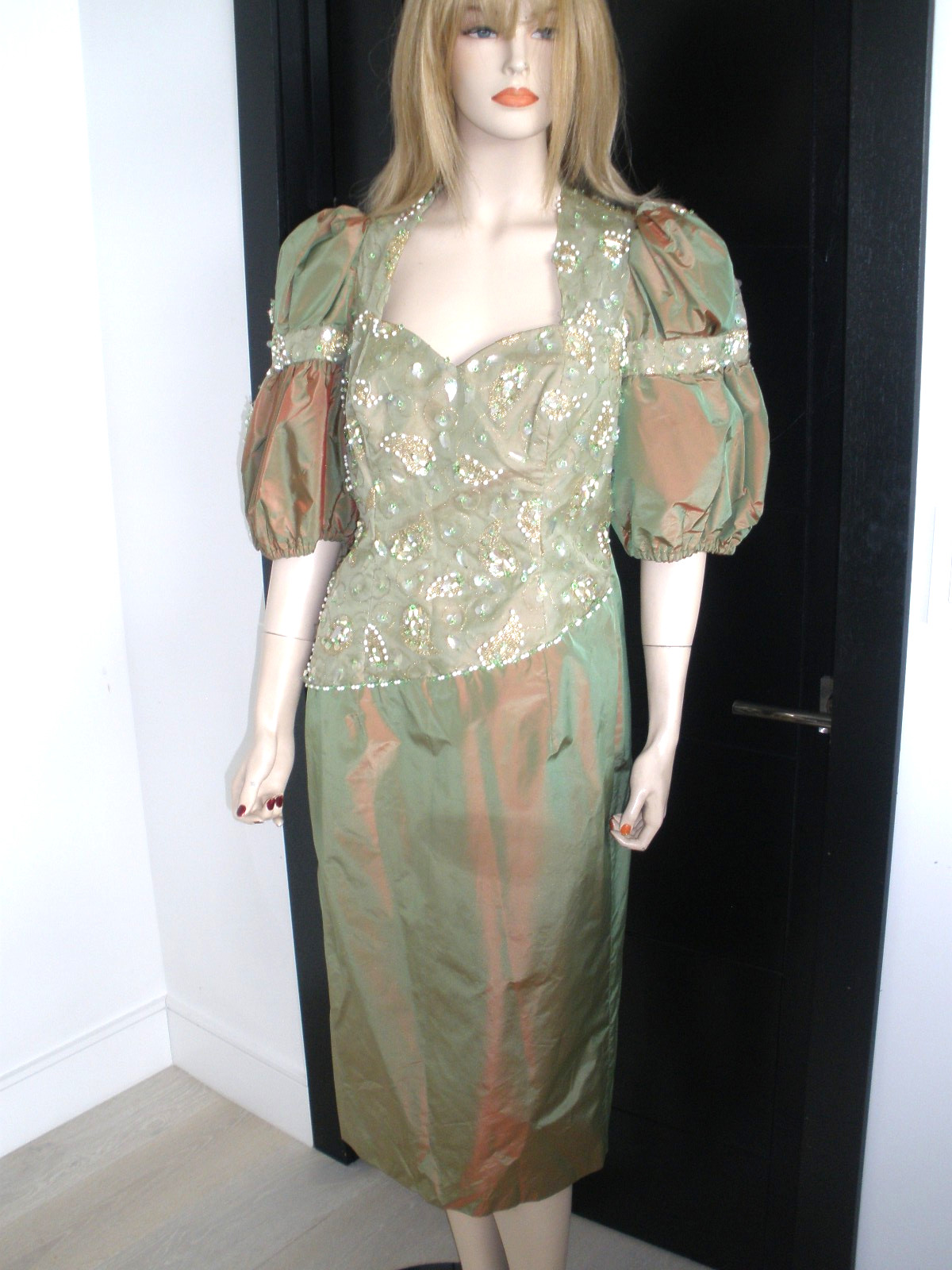 WOW $10K VINTAGE FAMOUS ACTRESS OWNED EMBROIDERY SEQUIN MIDI SILK DRESS 8/10