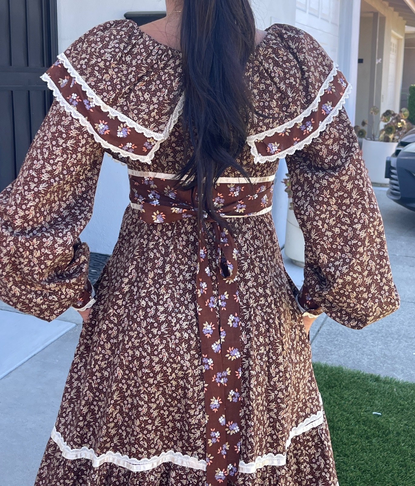 Vtg 1970s Gunne Sax Style Brown Calico Prairie Dress Ruffle Midi Small~Tag Cut