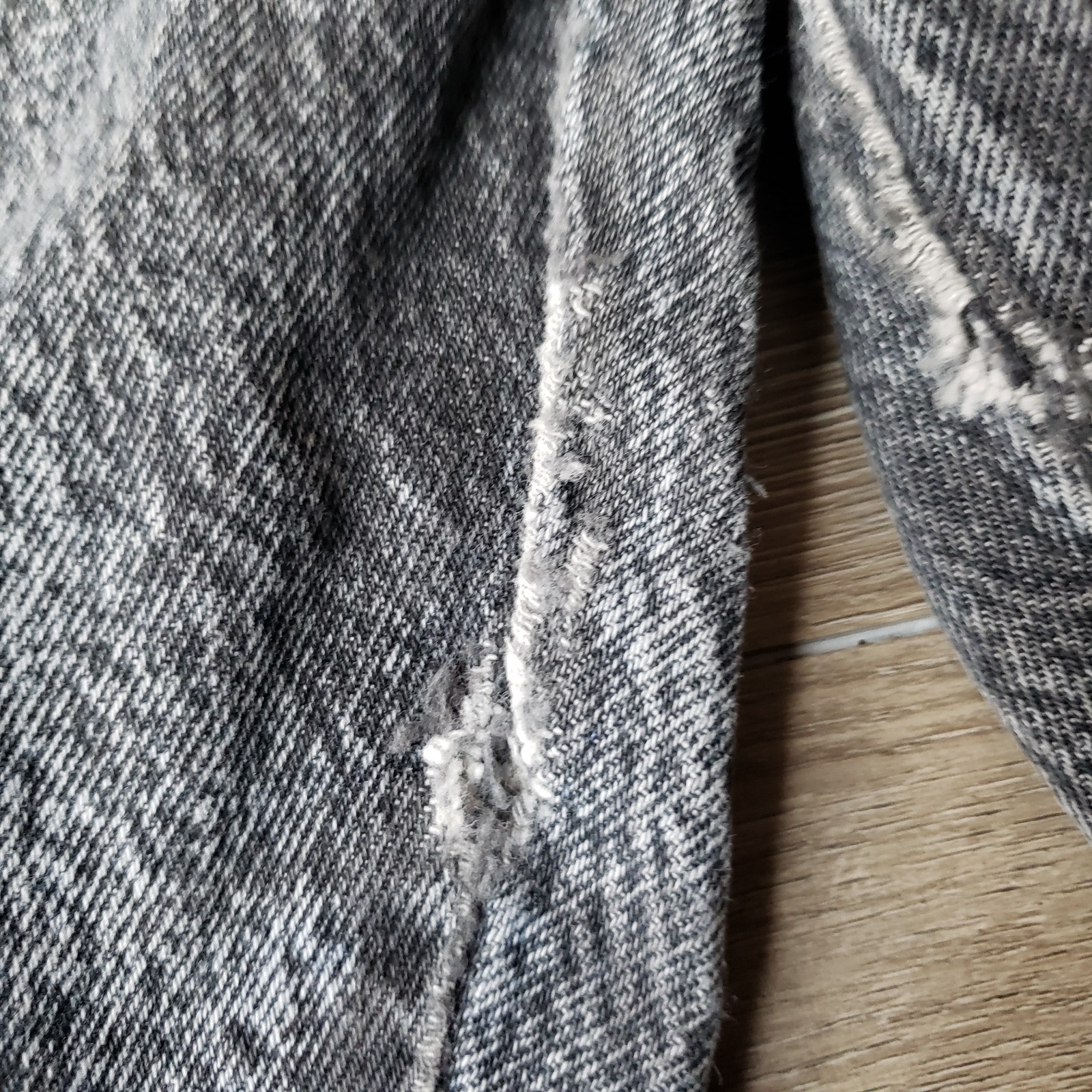 VTG 80s Gitano Black Acid Wash Tapered Jeans Sz 14 RUNS SMALL 27″W DISTRESSED