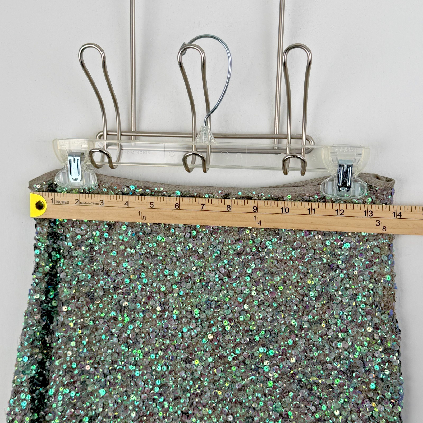 Vintage Y2K Body by Victoria sequin pencil skirt Green/Grey Size 4