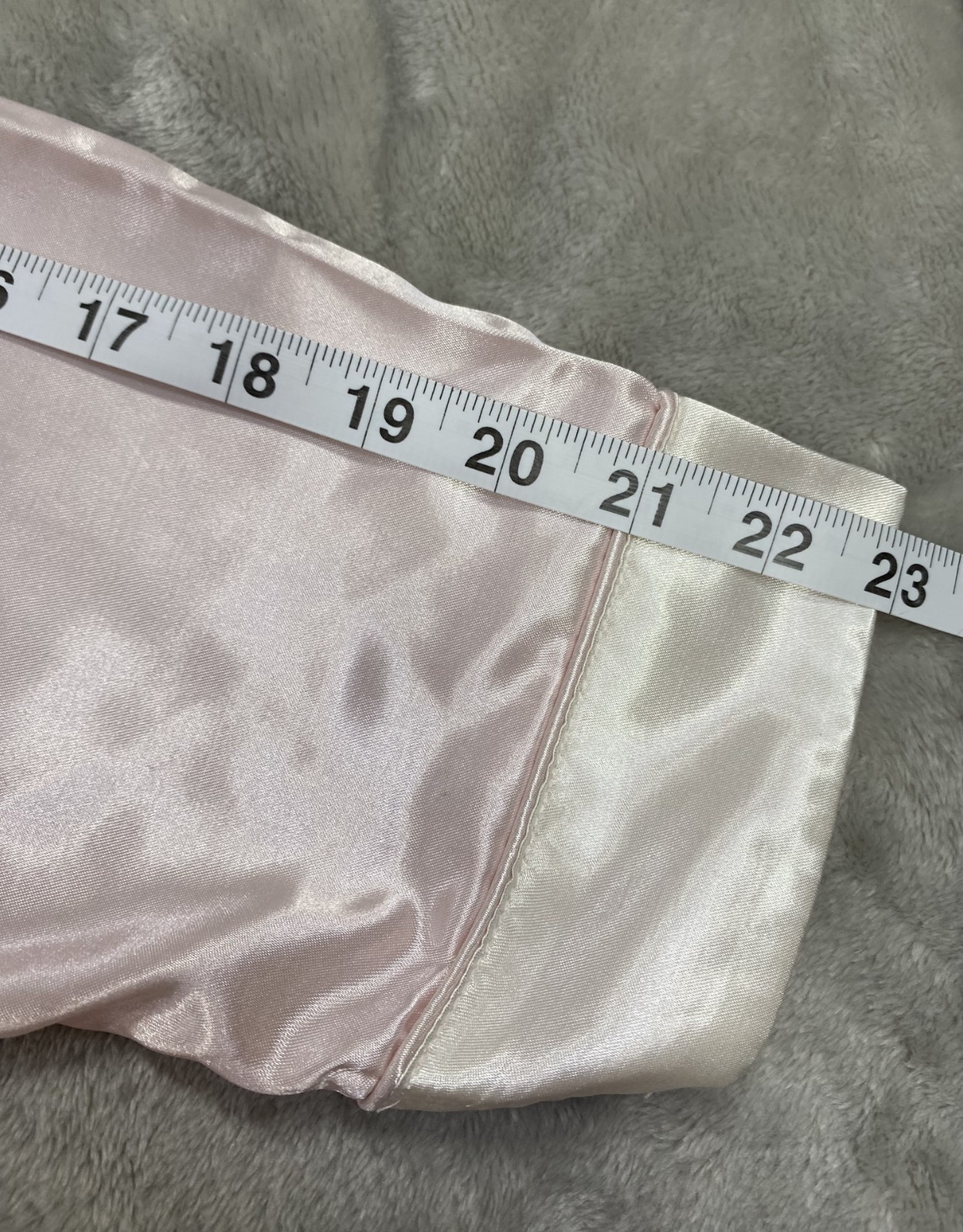 Vintage Delicates Nightgown Top Medium Satin Light Pink Nightie Bed Robe Shirt
