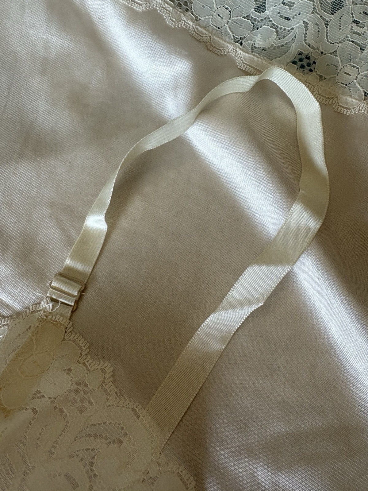 Vintage 1960s Komar dress slip lace Gown Lingerie Size 40 Average Cream MCM
