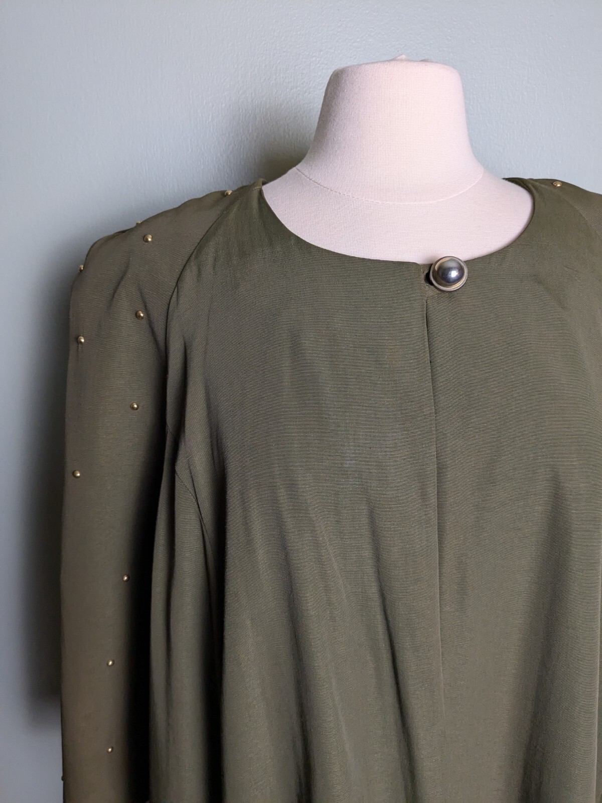 Vintage Olive Green Brass Studded 3/4 Sleeves Lightweight Coat