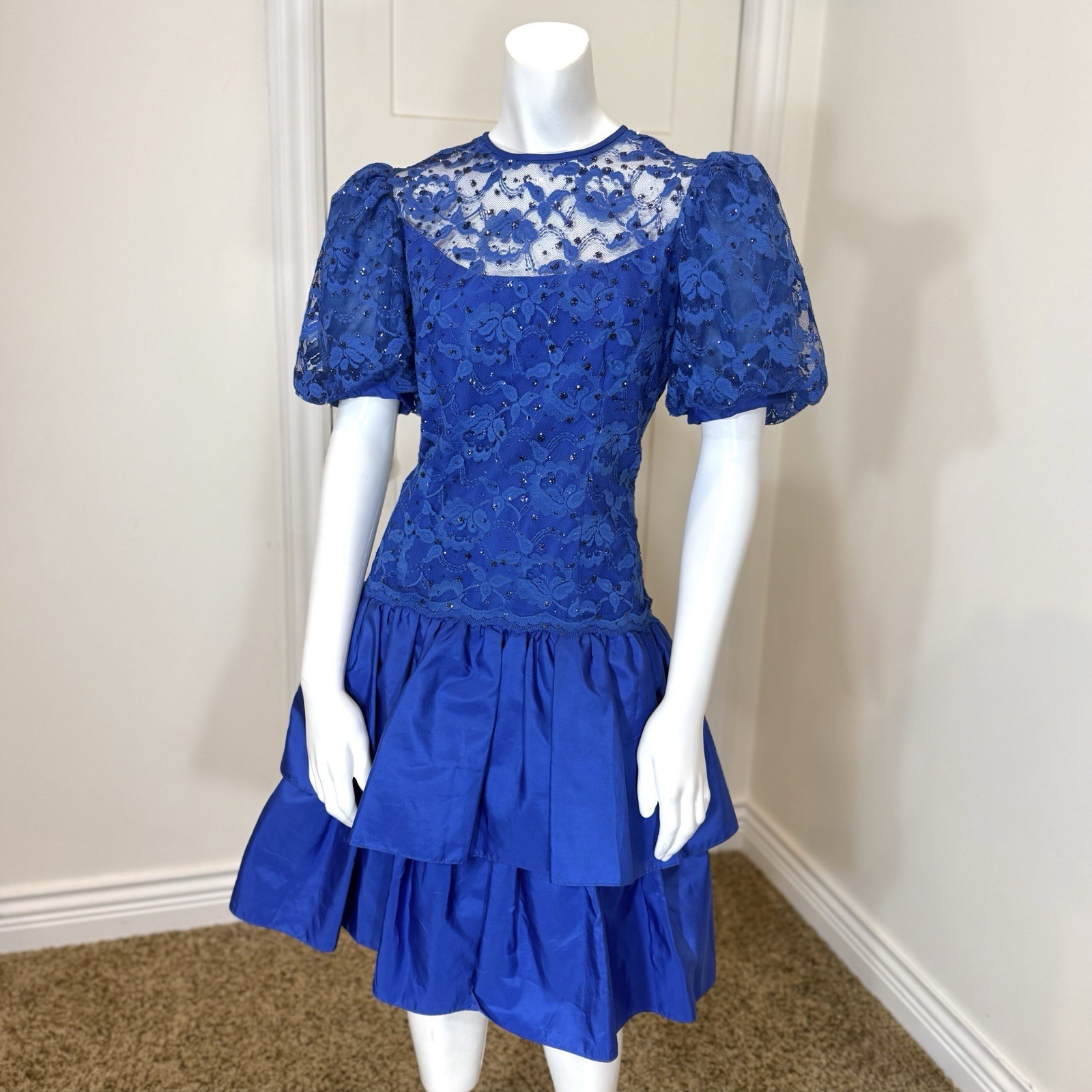 Vintage 80’s TIERED PARTY DRESS M Puff Sleeve Rhinestone Lace Barbie Bow Taffeta