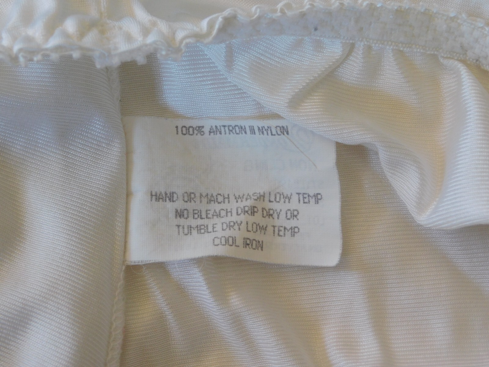 Wondermaid Pant Slip Women’s White Style 1901 Size Medium
