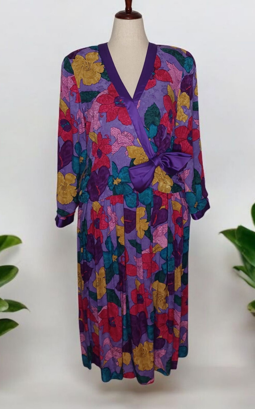 Vintage UMI Collections Anne Crimmins Size 14 Purple Floral Skirt Set 100% Silk