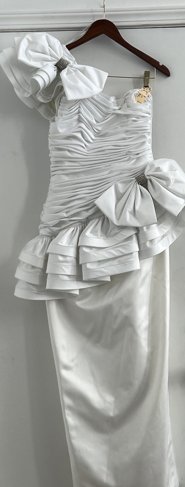 1990’s New $530 Julie Duroche After 5 White Diamond Wedding Prom Dress Dynasty 8