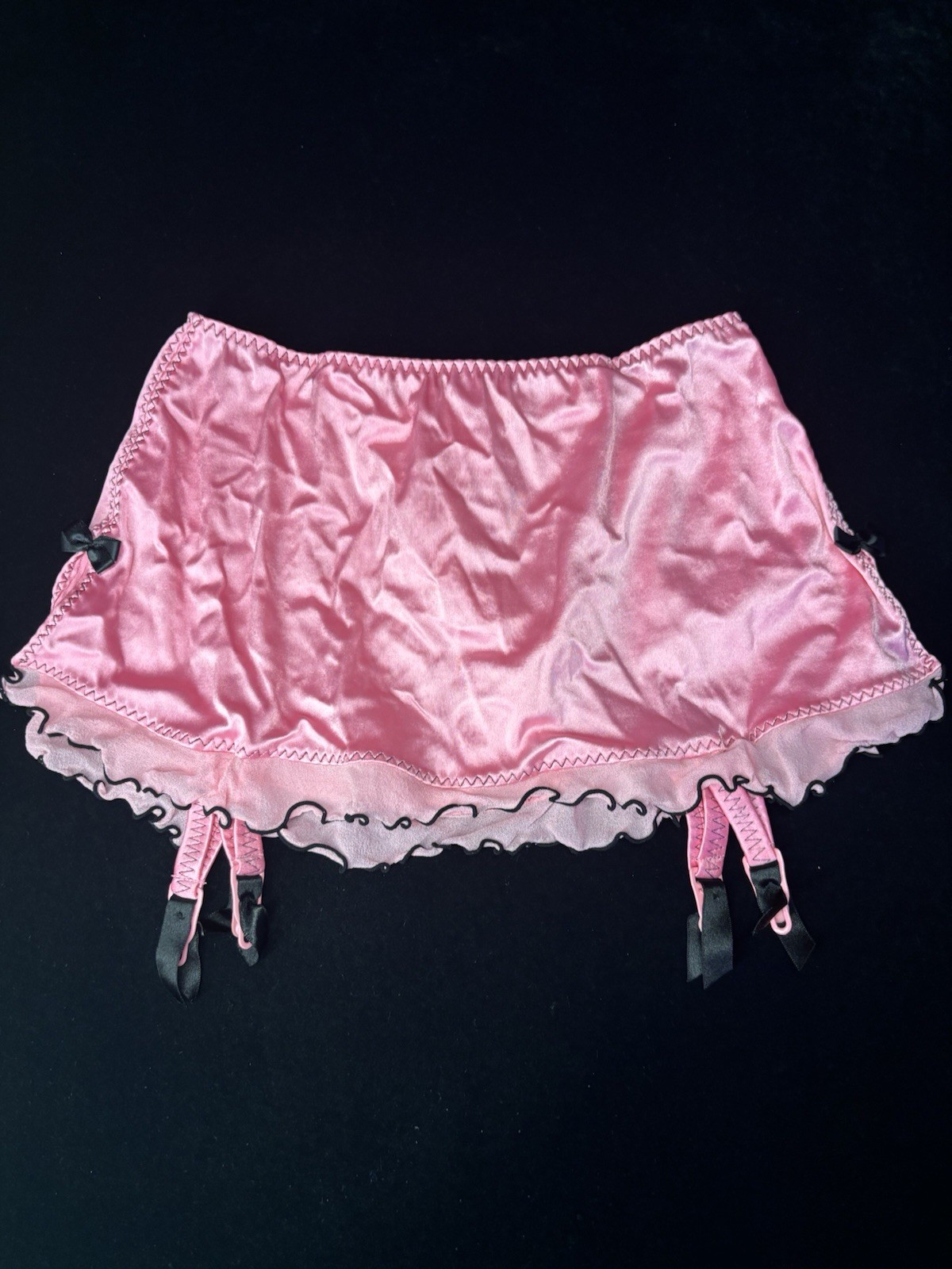 Vintage Victoria’s Secret Second Skin Satin Pink Sissy Thong Garter Skirt Sz L