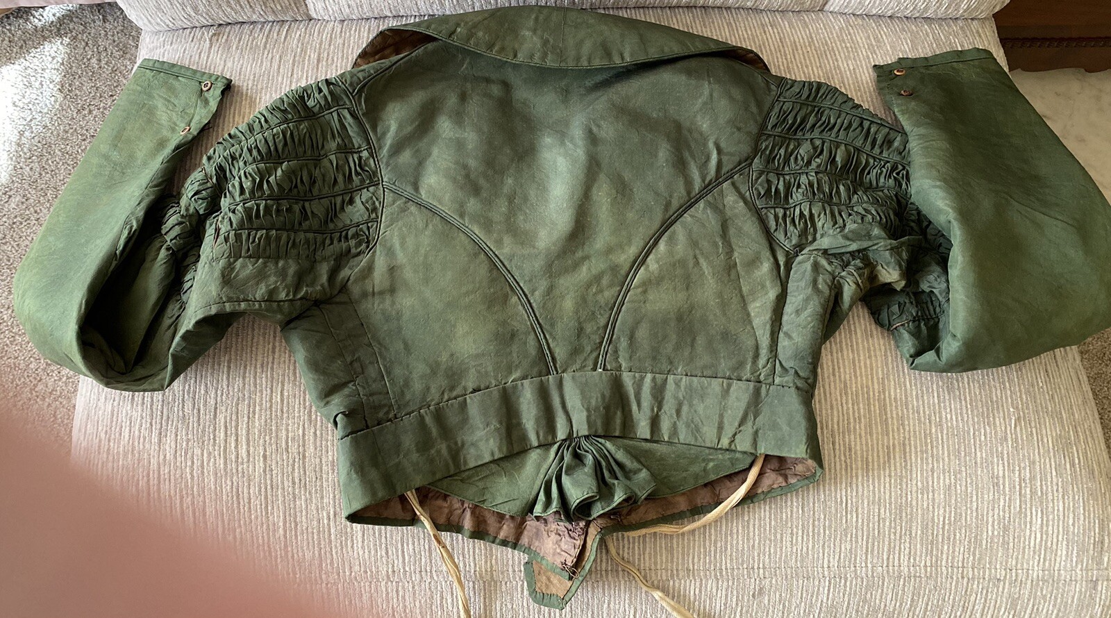 Rarest 1825 Regency Spencer Jacket Rich Emerald „Arsenic” Green Museum Quality!
