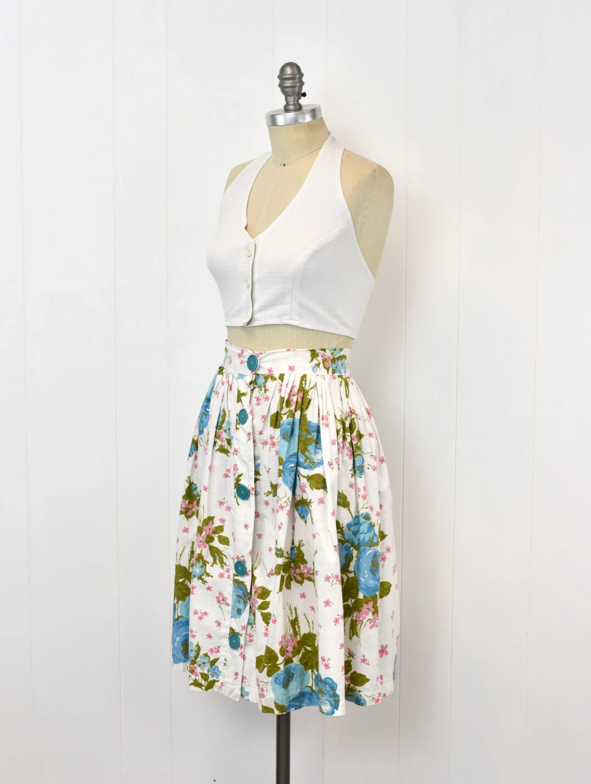 1950s Blue Rose Pink Floral Print White Cotton Pinup Mid Century Skirt