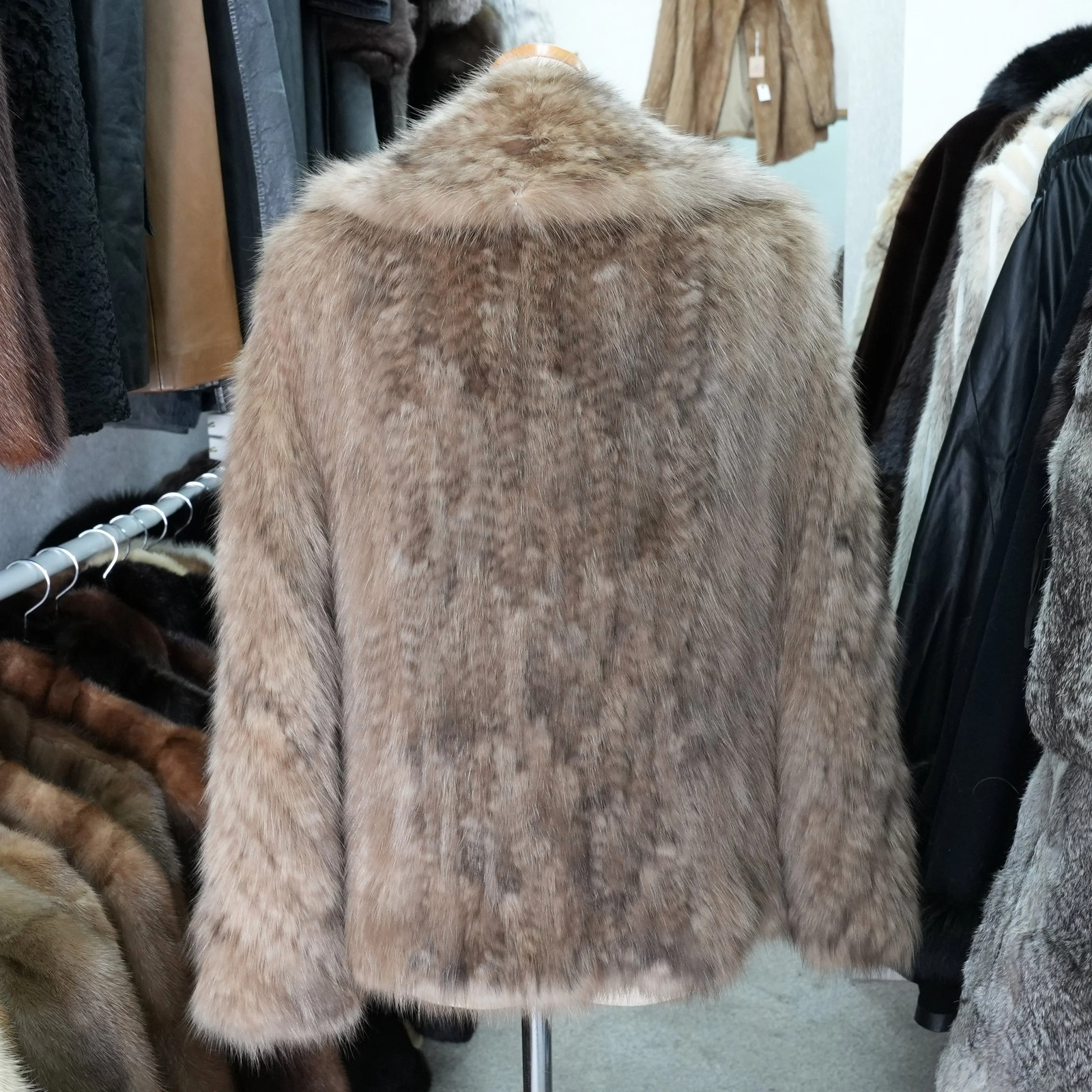 Sable Cape Very Soft – Genuine Vintage Fur From Japan