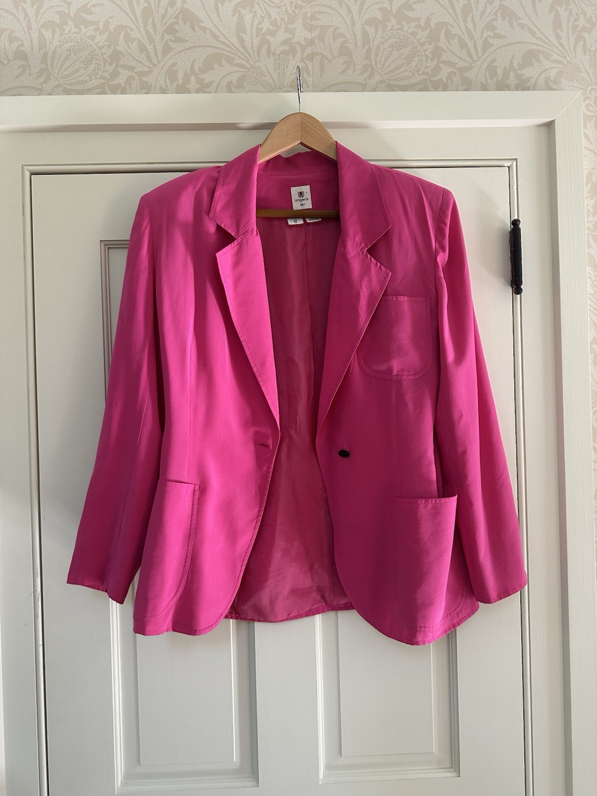 Vintage Ungaro Ter 80s Blazer, 100% Silk Hot Pink Magenta, Size 10