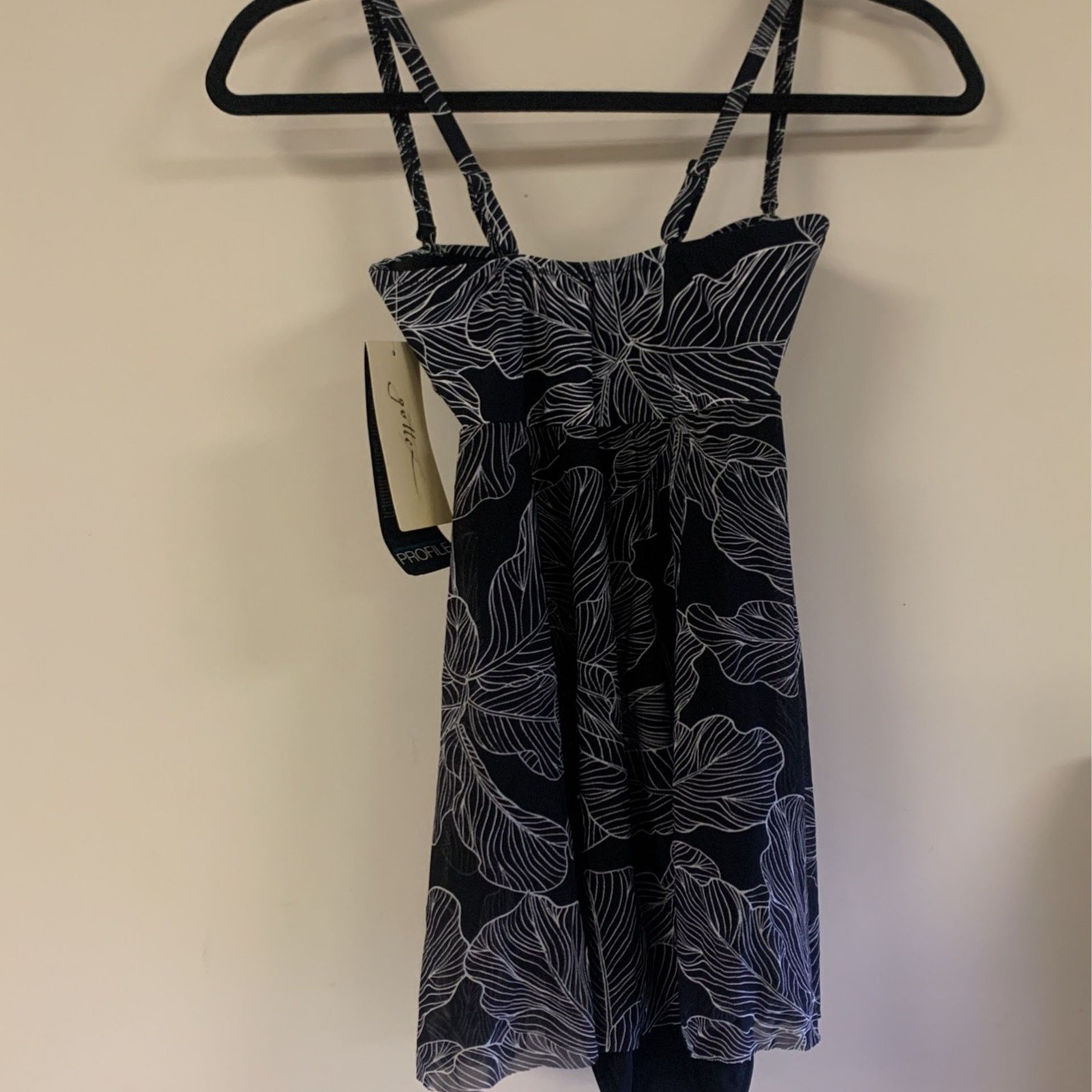 Profile by Gottex Women’s Soiree Bandeau Strapless Flyaway One Piece, SIZE 6