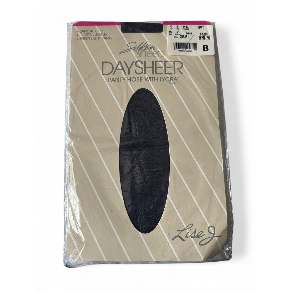 Pantyhose Vintage Femme Fatale Daysheer Navy Sheer Chic Hosiery Size B NIP