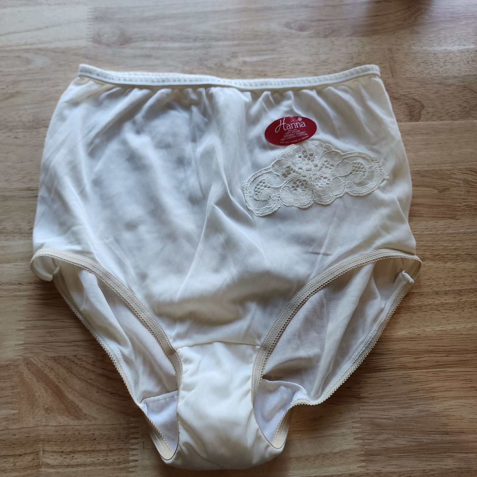 Hanna Vintage Cream High Waisted Nylon Briefs Lace Applique Panties M Canada