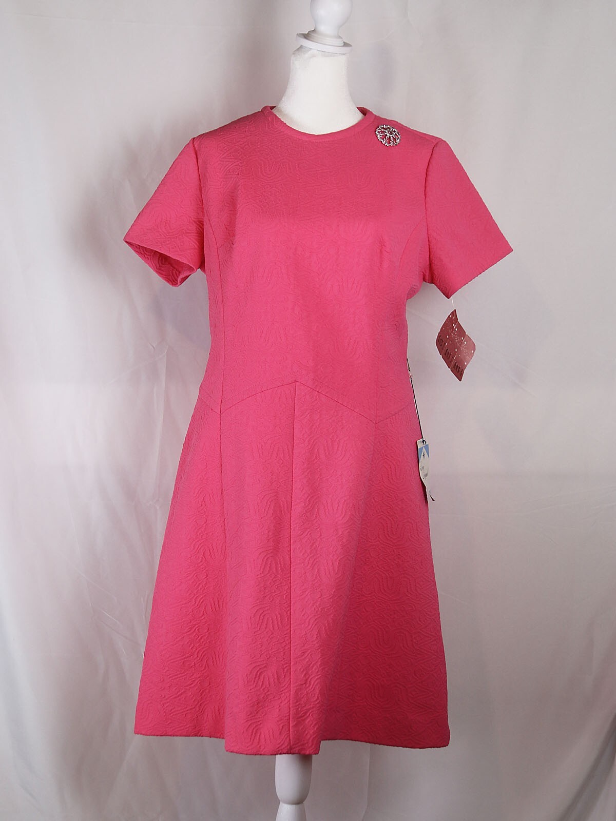 NOS w/Tags 1960’s Vintage Lorac Original Bright Pink Dress Sz 16.5 with Brooch