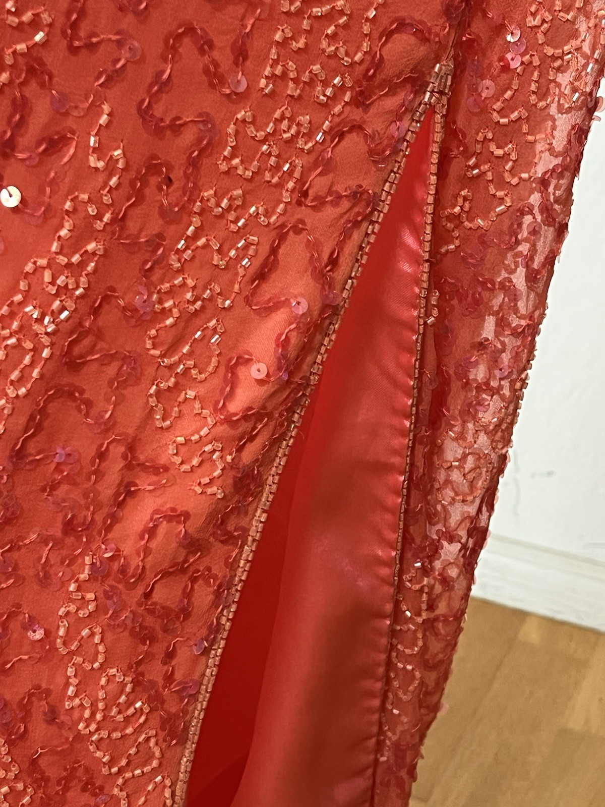 VTg DUSK TO DAWN 90s Beaded Sequin Maxi Rare Size 22 Pink Silk Leg Slits